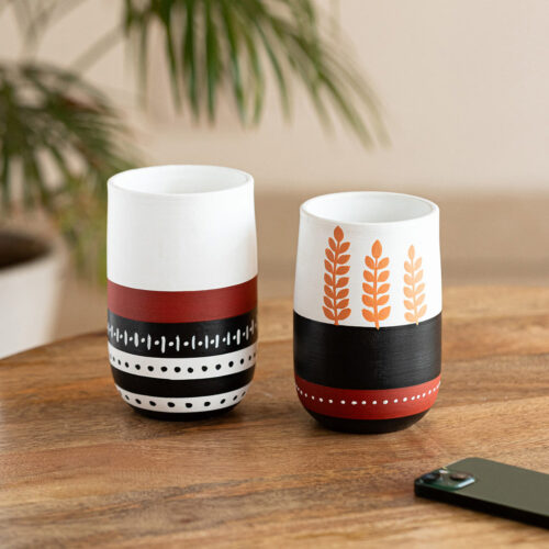 'Bohemian Pattern' Hand-Painted Decorative Terracotta Vases (Set of 2, 15.2 & 14.2 cm) 'Bohemian Pattern' Hand-Painted Decorative Terracotta Vases (Set of 2, 15.2 & 14.2 cm)