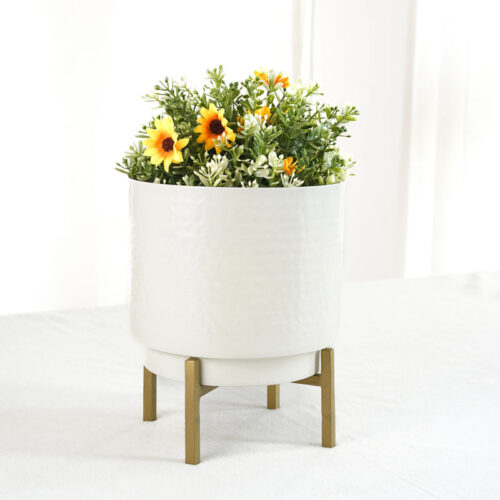 Carya Hammered Planter