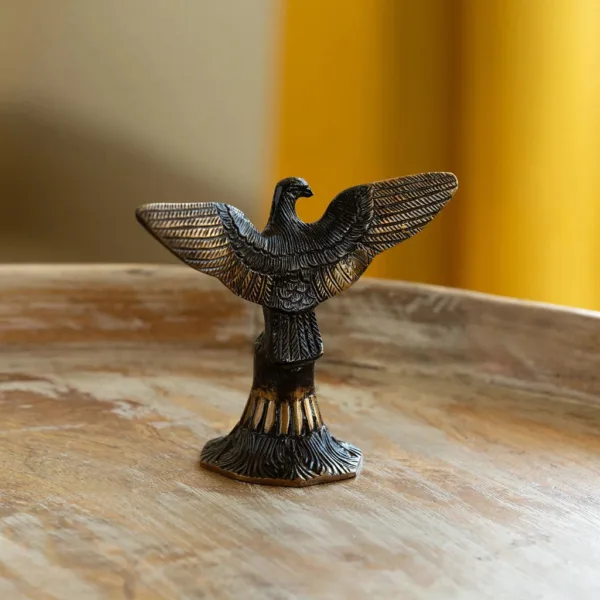 Flying Eagle' Decorative Pure Brass Showpiece Figurine (12 cm, 457 grams, Handcarved) Flying Eagle' Decorative Pure Brass Showpiece Figurine (12 cm, 457 grams, Handcarved)