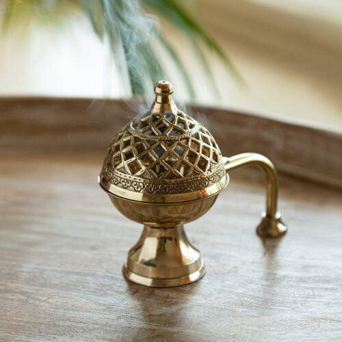 'Inayaat' Dhoop Dani Handcarved Brass Incense Burner (Hand-Etched, 10.2 cm, 360 grams)