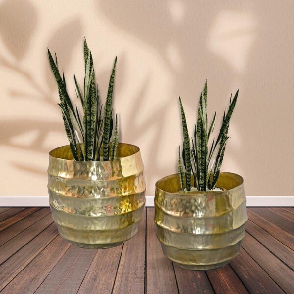 Moha Iron Planter - Gold Moha Iron Planter - Gold