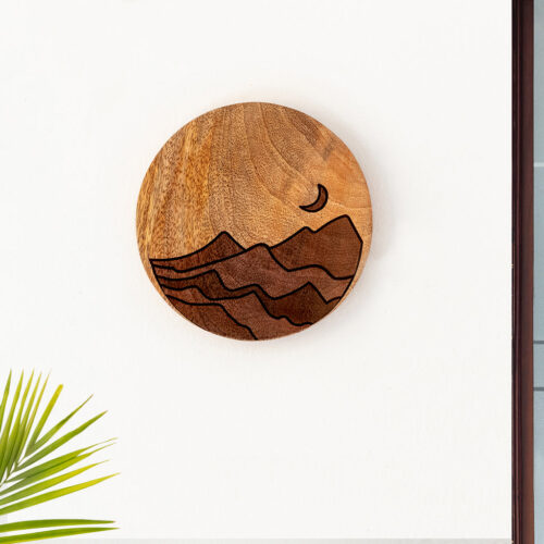 'Moonlit Dunes' Decorative Wall Plate Hanging (Mango Wood, Handcrafted, 15.2 cm)