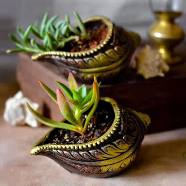 Terrapod Terracotta Planter - Set Of Two Terrapod Terracotta Planter - Set Of Two