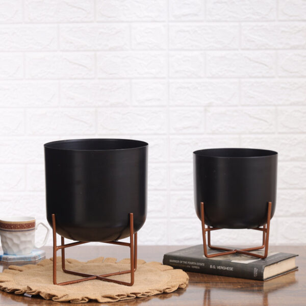 Zeren Olive Hammered Planter (Black) - Set Of Two Zeren Olive Hammered Planter (Black) - Set Of Two